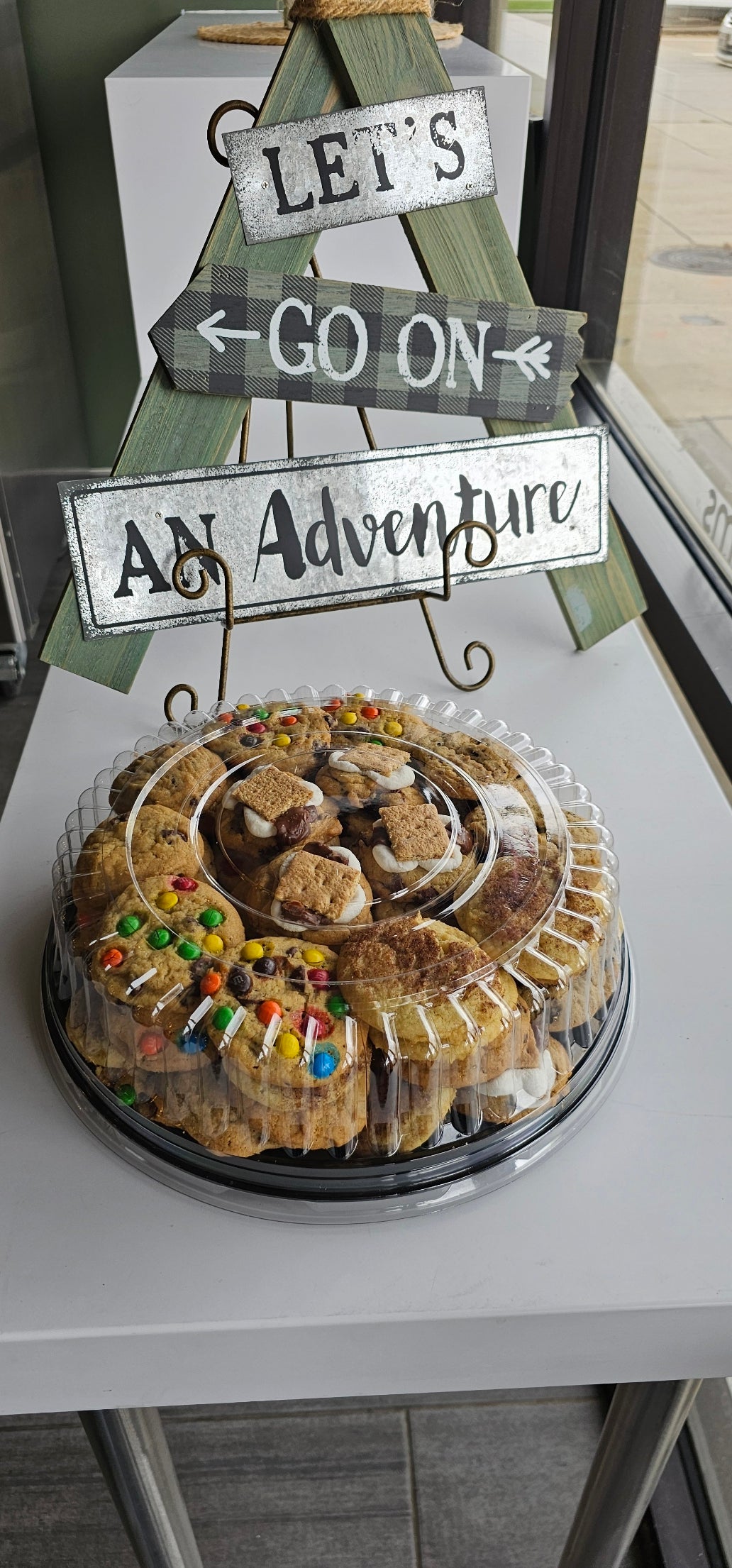 Party Tray - 60 - 1 oz Assorted Cookies